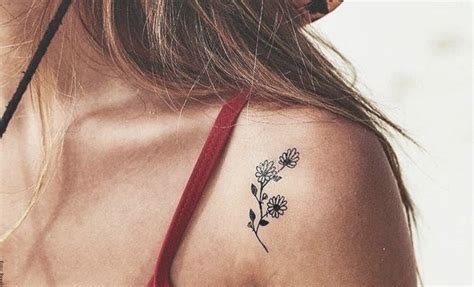 tatuajes sexis para mujer en el hombro|Tatuajes en el hombro: 85 diseños bonitos para tu piel